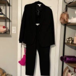 Women’s Business Pant Suit